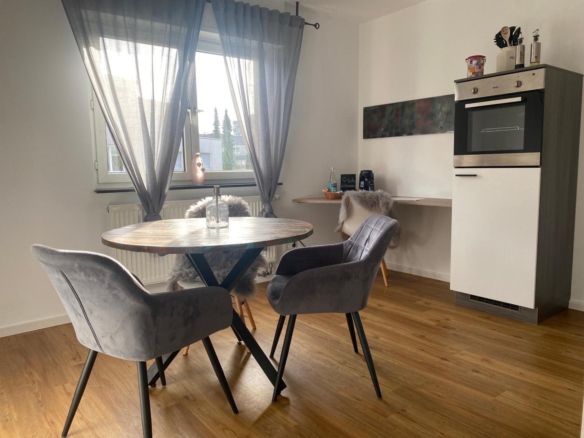 Apartment Roomy Comfort - Zwischen Heidelberg Und Mannheim Edingen-Neckarhausen Ngoại thất bức ảnh