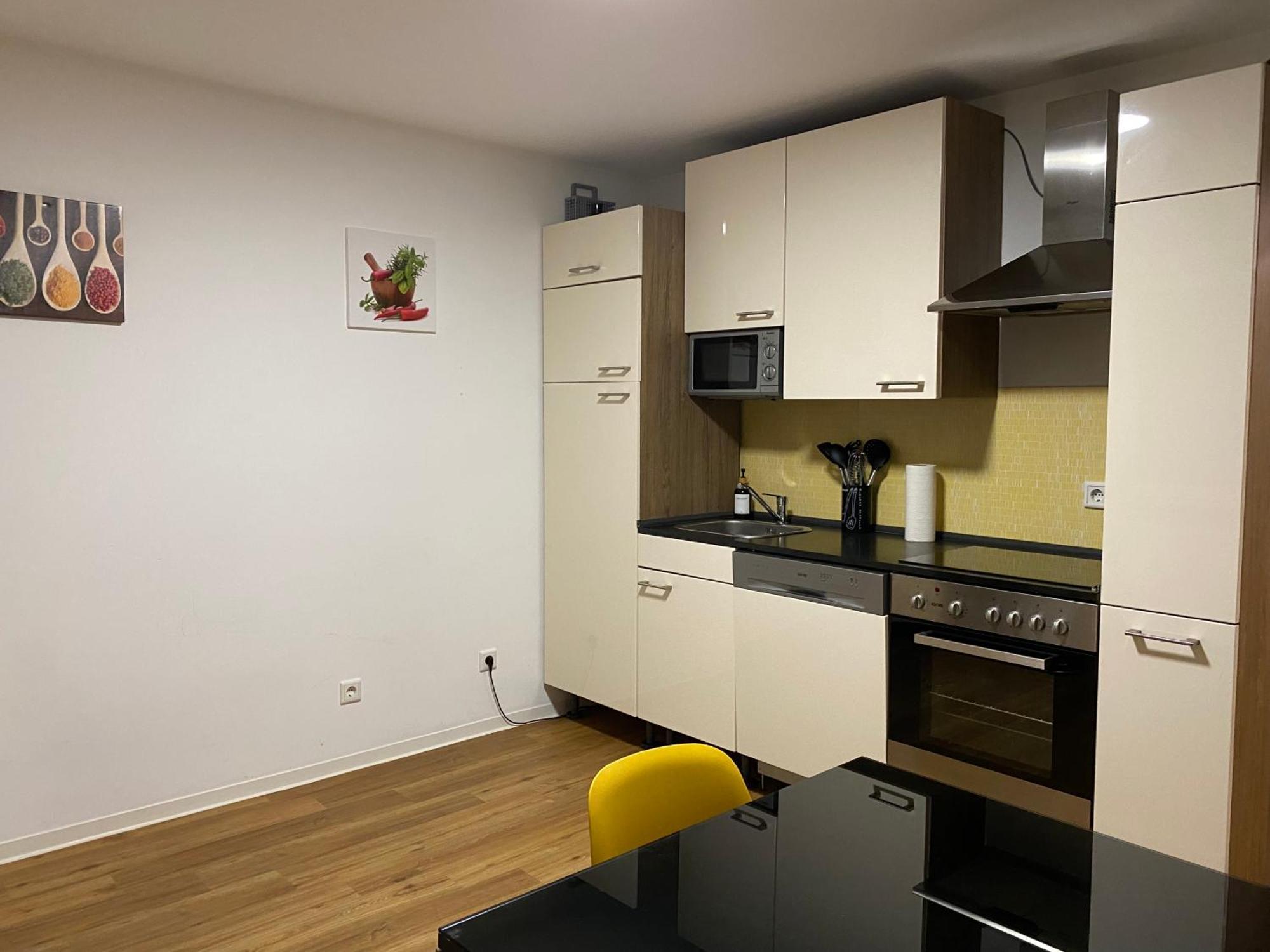 Apartment Roomy Comfort - Zwischen Heidelberg Und Mannheim Edingen-Neckarhausen Ngoại thất bức ảnh