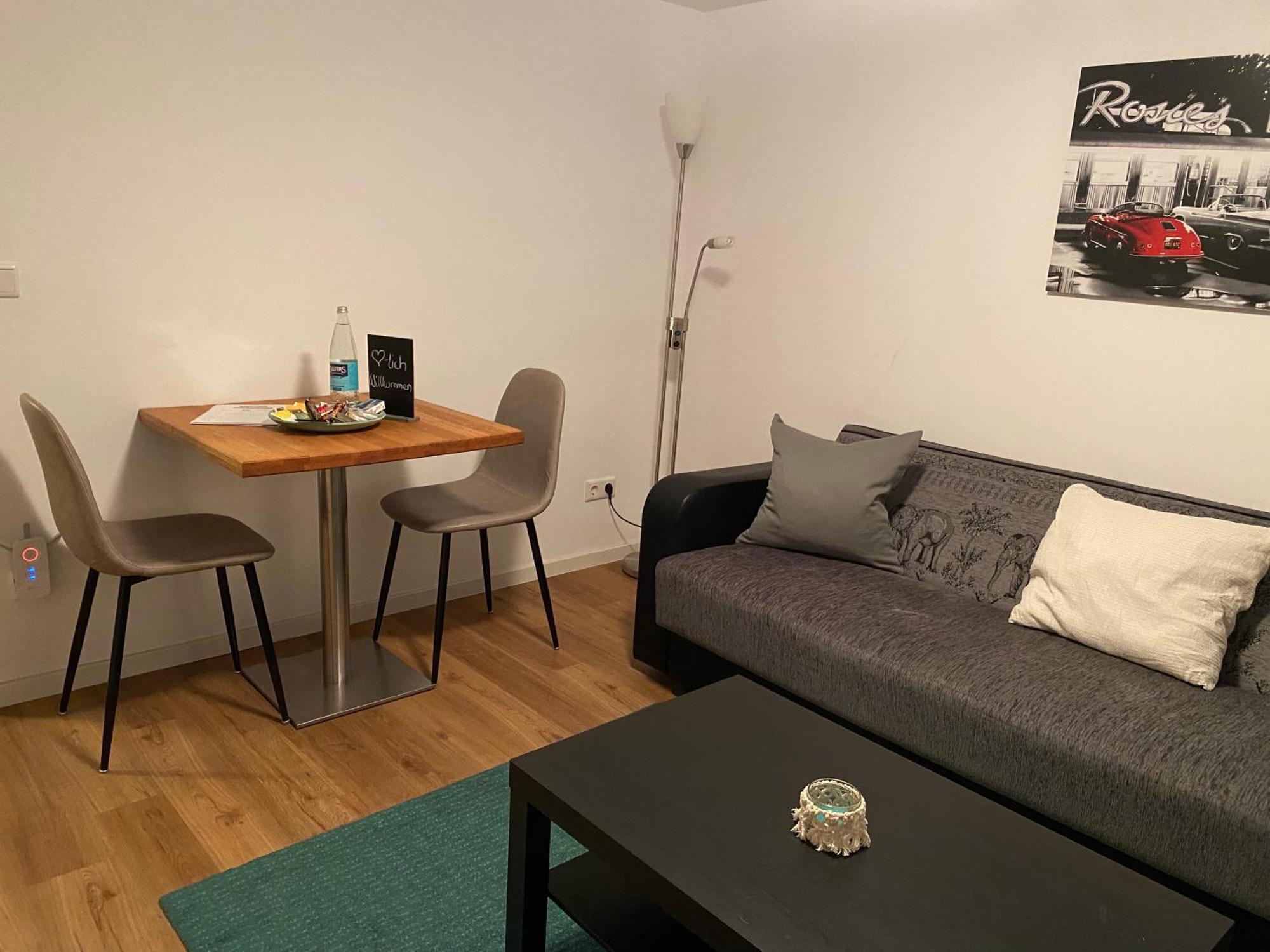 Apartment Roomy Comfort - Zwischen Heidelberg Und Mannheim Edingen-Neckarhausen Ngoại thất bức ảnh
